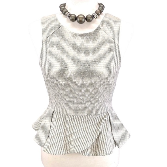 BCBG Generation Textured Tulip Hem Blouse - Picture 4 of 5